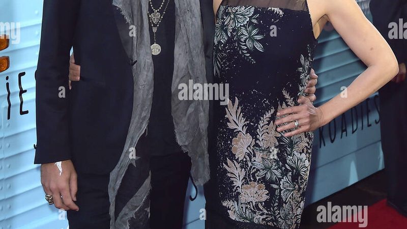 社区嵌入式养老服务中心加盟，如何选择合适的合作伙伴？**