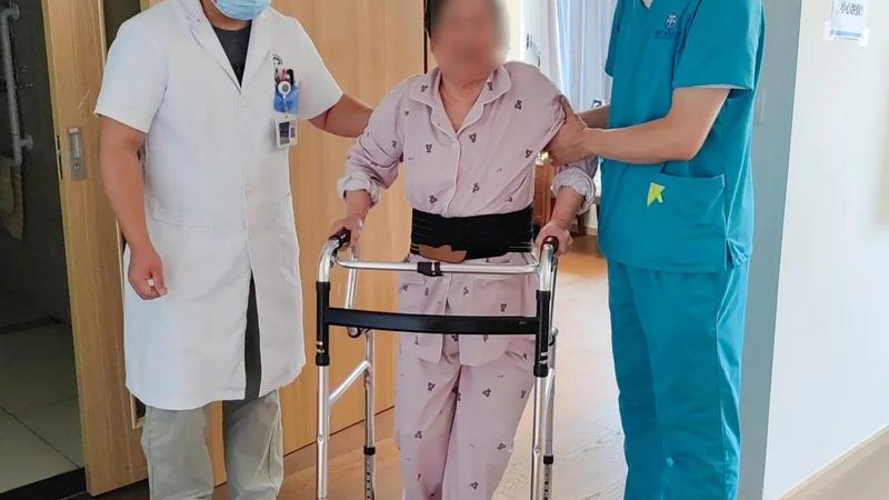 失能老人护理包尺寸选不对，护理效果打折扣
